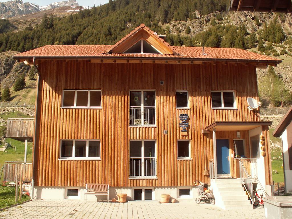 Ferienwohnung Gaestehaus Fuerlauwi Meien Exterior foto